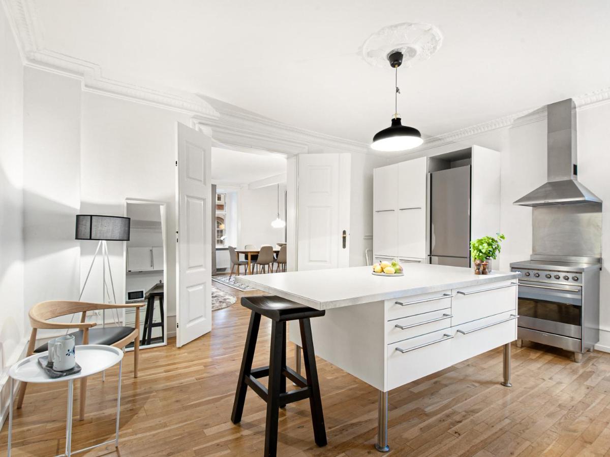 Sanders Stage - Enchanting Four-Bedroom Apartment Near Nyhavn Köpenhamn Exteriör bild